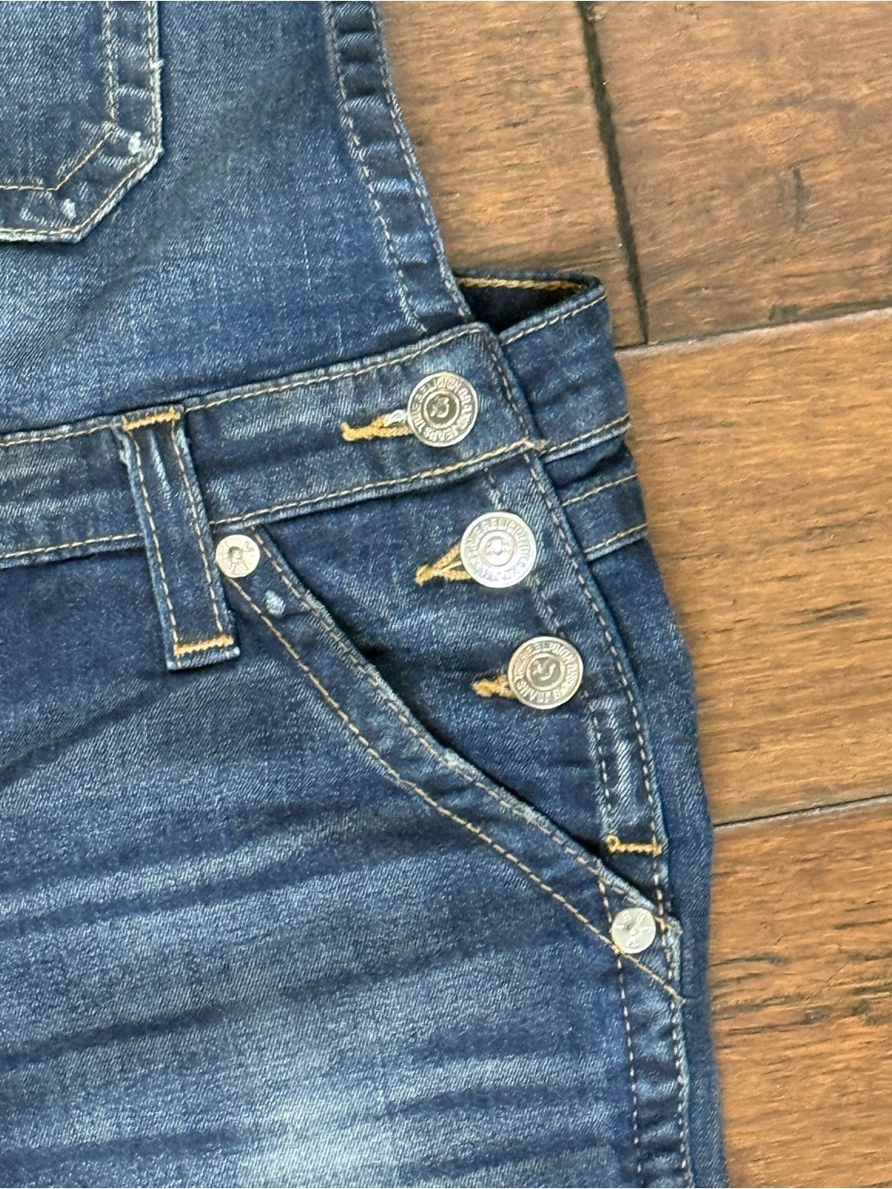 True Religion Skinny Leg Medium Wash Denim Overalls Jumpsuit Size Large - Picture 10 of 16